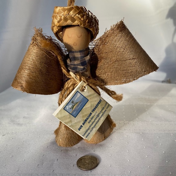 Hawaiian Angel Christmas Ornament - Picture 3 of 8